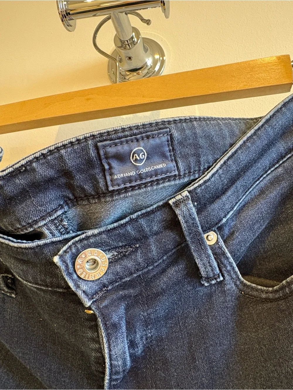 Ag Adriano Goldschmied Women's Dark Indigo Skinny Jeans size 26 - Picture 7 of 9